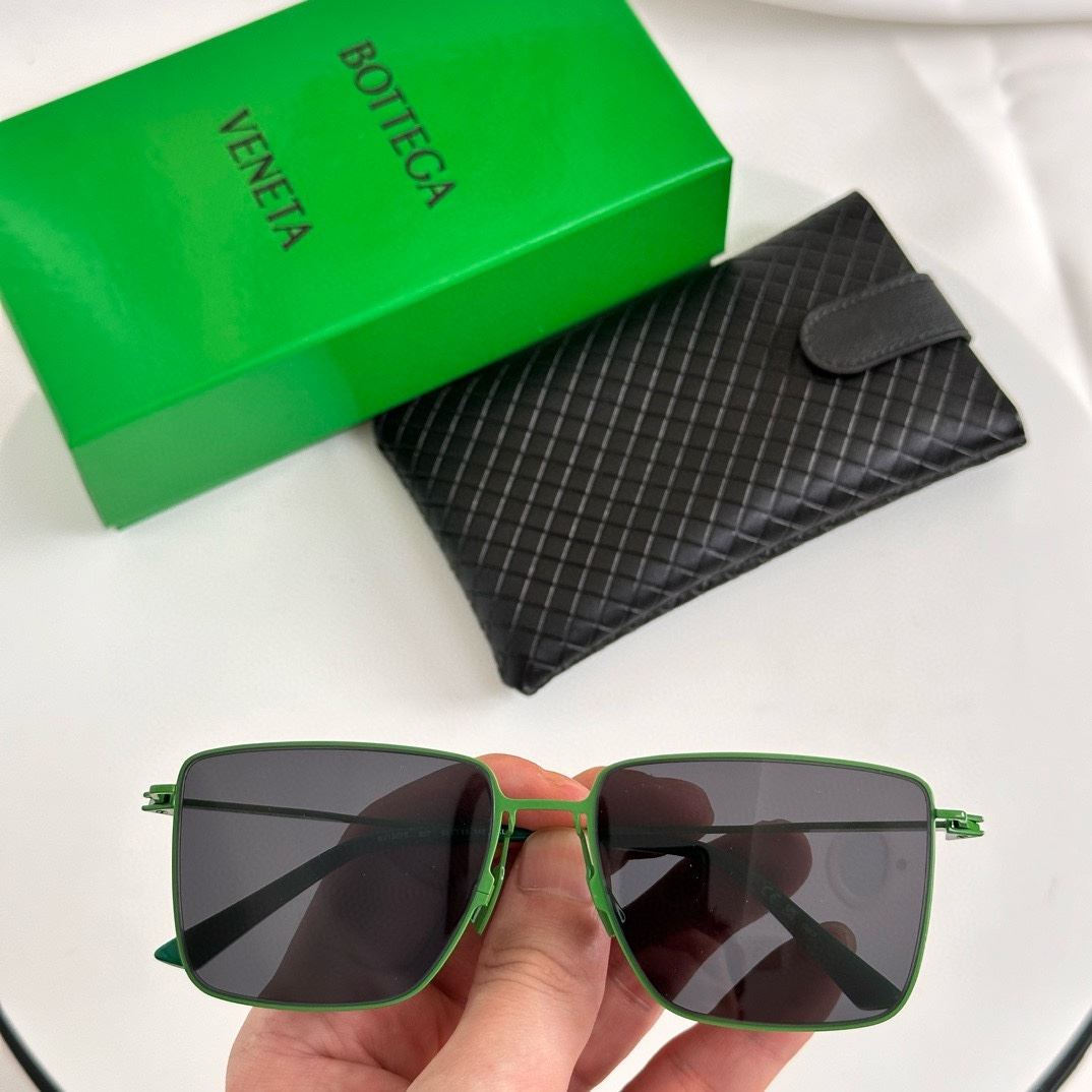 Bottega Veneta Sunglasses